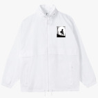 Ветровка с капюшоном