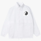 Ветровка с капюшоном