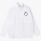 Ветровка с капюшоном