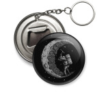 Брелок-открывашка 50 мм Moon worker космонавт на луне