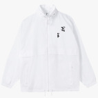 Ветровка с капюшоном