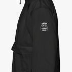 Ветровка с капюшоном