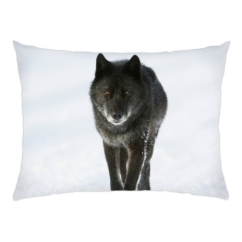Подушка с принтом Волки