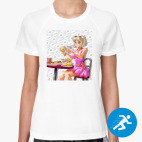 Женская спортивная футболка