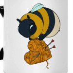 Шмель с мотком