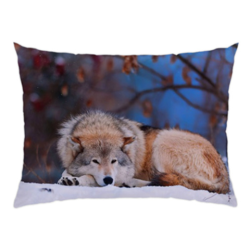 Подушка с принтом Волки