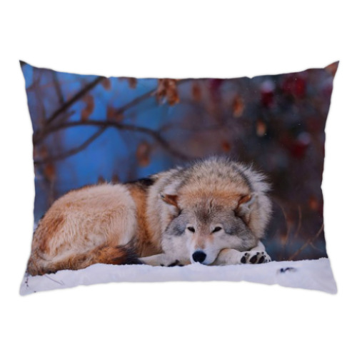 Подушка с принтом Волки