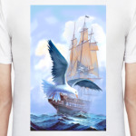 Чайка на фоне парусника