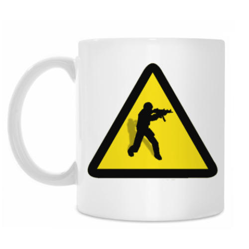 Кружка с принтом Осторожно, вооружённые люди