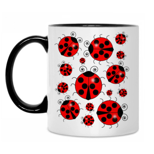 Кружка с принтом МНОГО Божьих коровок