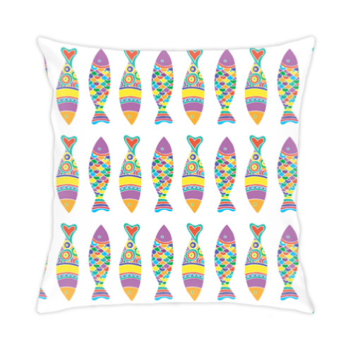 Подушка с принтом Рыбы и сердца