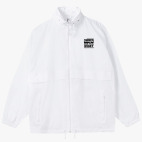 Ветровка с капюшоном