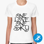 Женская спортивная футболка