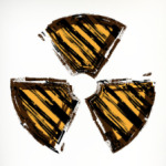 Знак радиации.