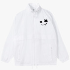 Ветровка с капюшоном