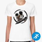 Женская спортивная футболка