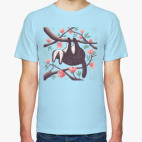 Забавное животное в магнолиях