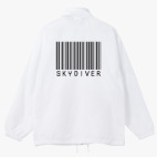 Ветровка с капюшоном