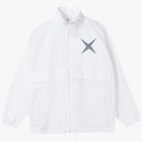 Ветровка с капюшоном