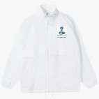 Ветровка с капюшоном