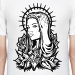 Женщина с розами