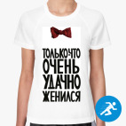 Женская спортивная футболка