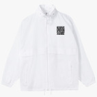 Ветровка с капюшоном