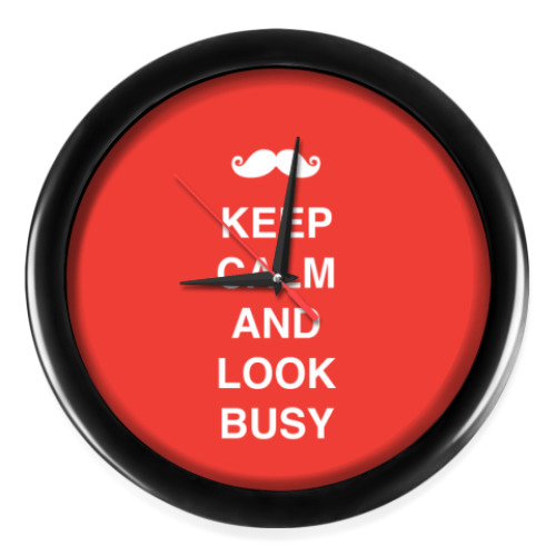 Настенные часы с принтом Keep calm and look busy