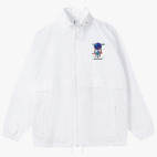 Ветровка с капюшоном