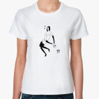 девушка и два черепа