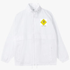 Ветровка с капюшоном