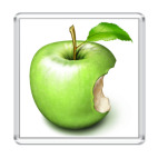 Надкушенное зеленое яблоко