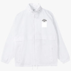 Ветровка с капюшоном