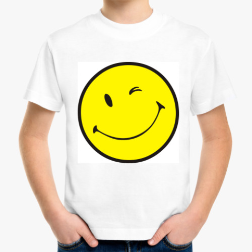 Детская футболка с принтом Смайл подмигнуть