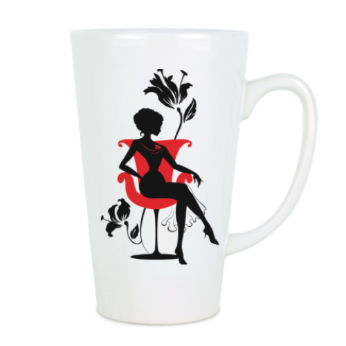 Чашка Латте с принтом Элегантная женщина на кресле с цве. Приятный отдых