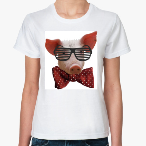 Классическая футболка с принтом Свинья в очках и бабочке