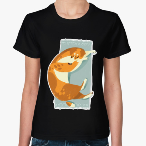 Женская футболка с принтом Аусси спит на коврике