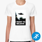 Женская спортивная футболка