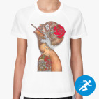 Женская спортивная футболка