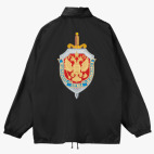 Ветровка с капюшоном