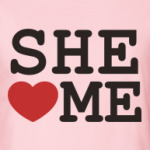 Она любит меня