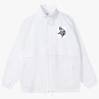 Ветровка с капюшоном