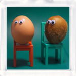 Киви и яйцо