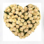 Сердце из роз