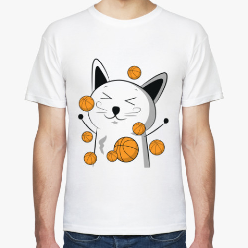 Футболка с принтом Счастливый Котэ с баскетбольными мячами